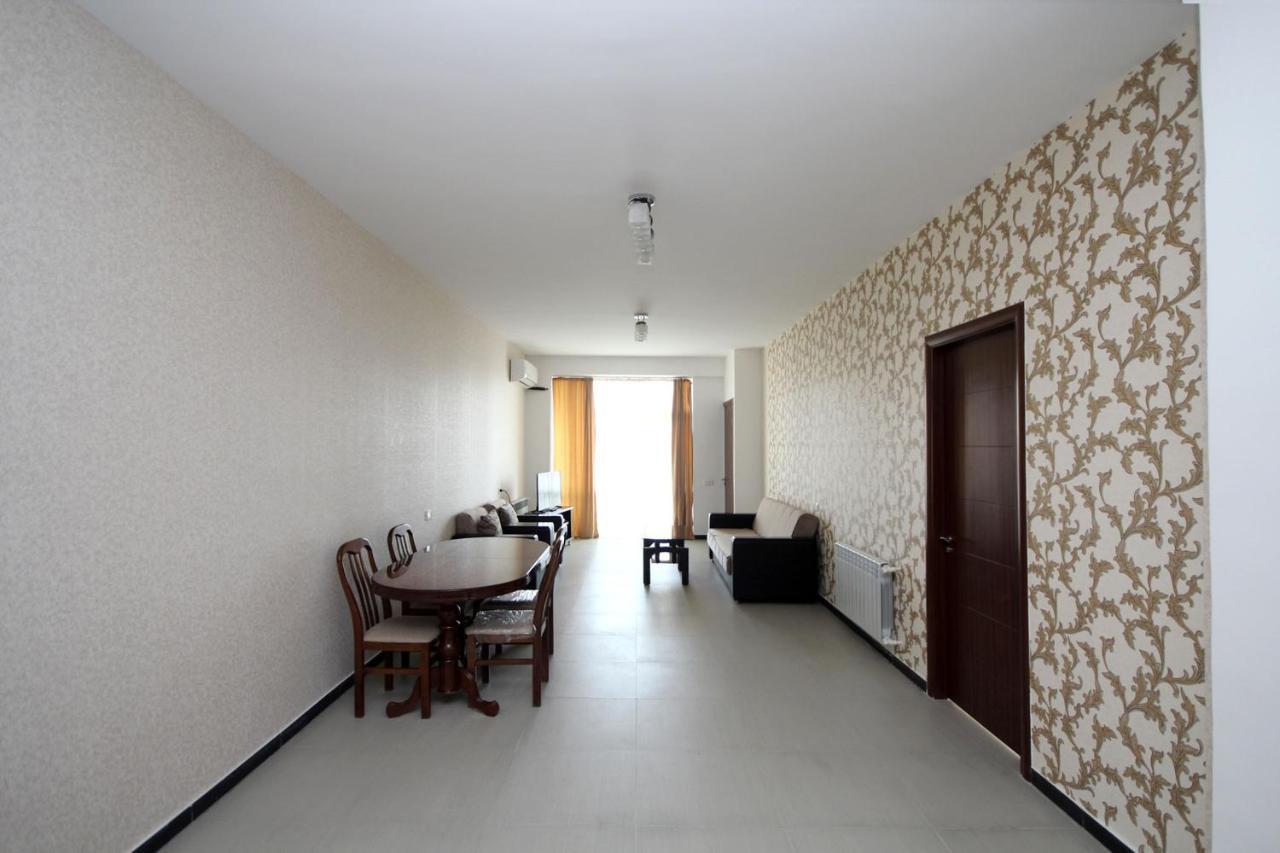 Apartments Emili Ereván Exterior foto