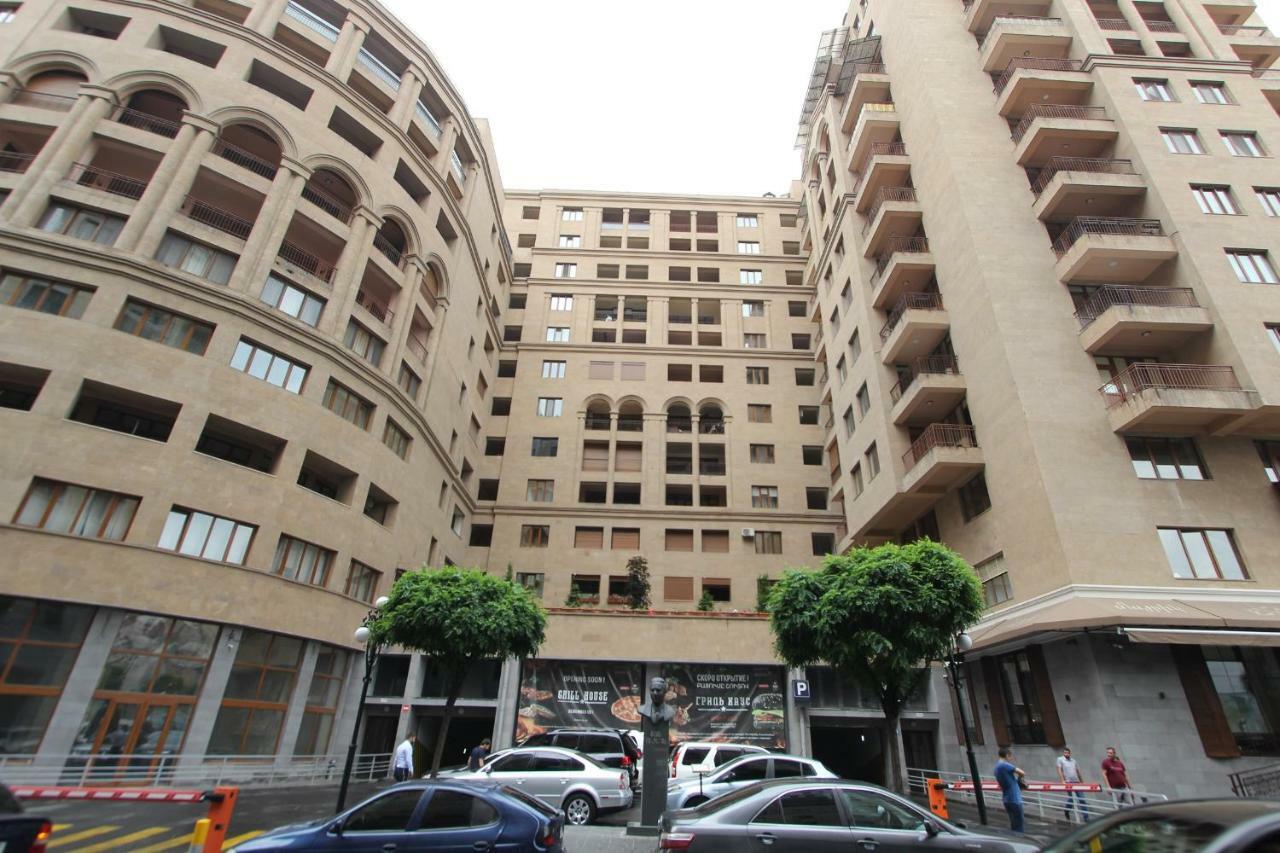 Apartments Emili Ereván Exterior foto